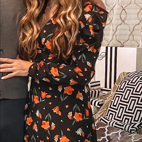 Top shop dress worn only once - Picture 4 of 4